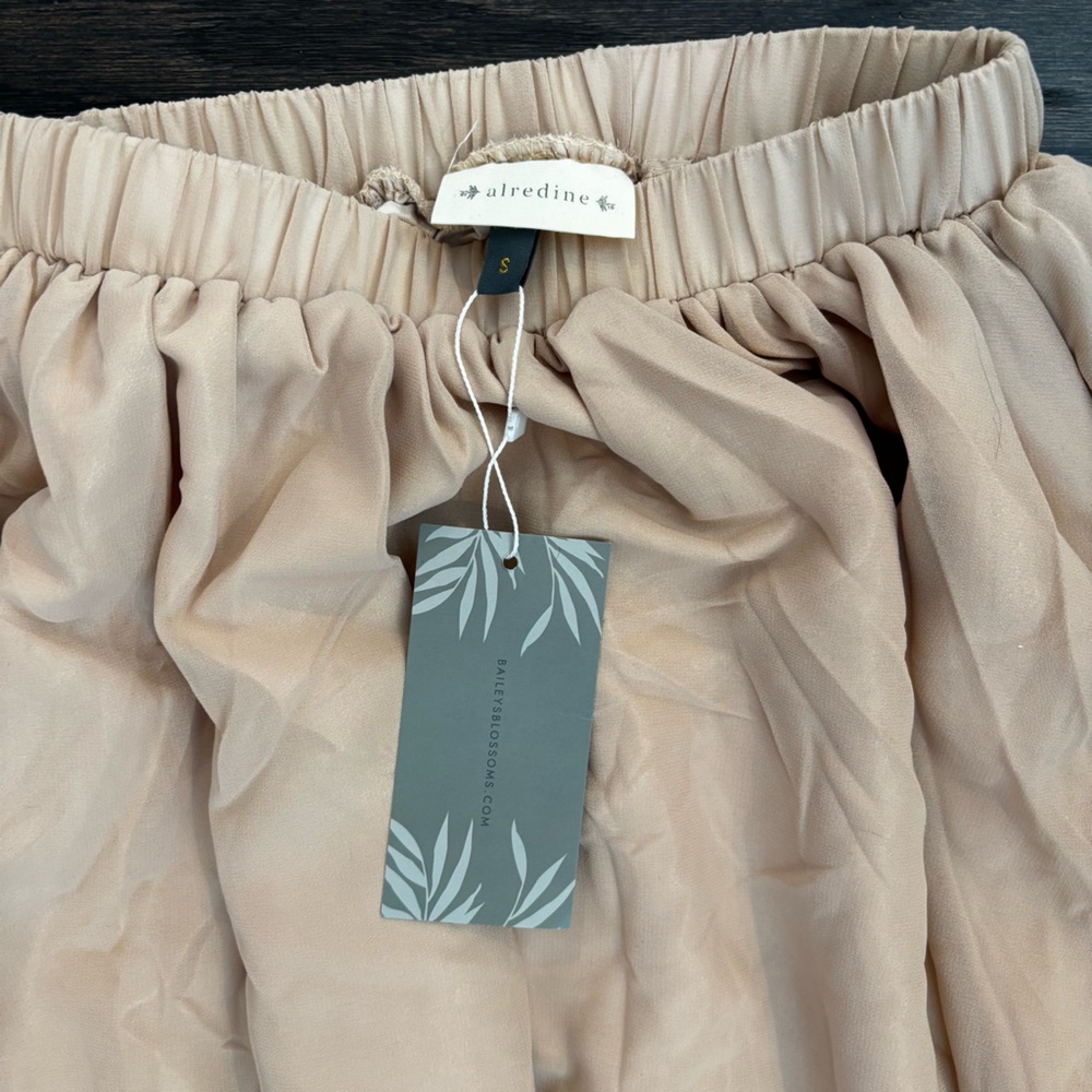 Elegant Cream A-Line Skirt - Picture 2 of 4